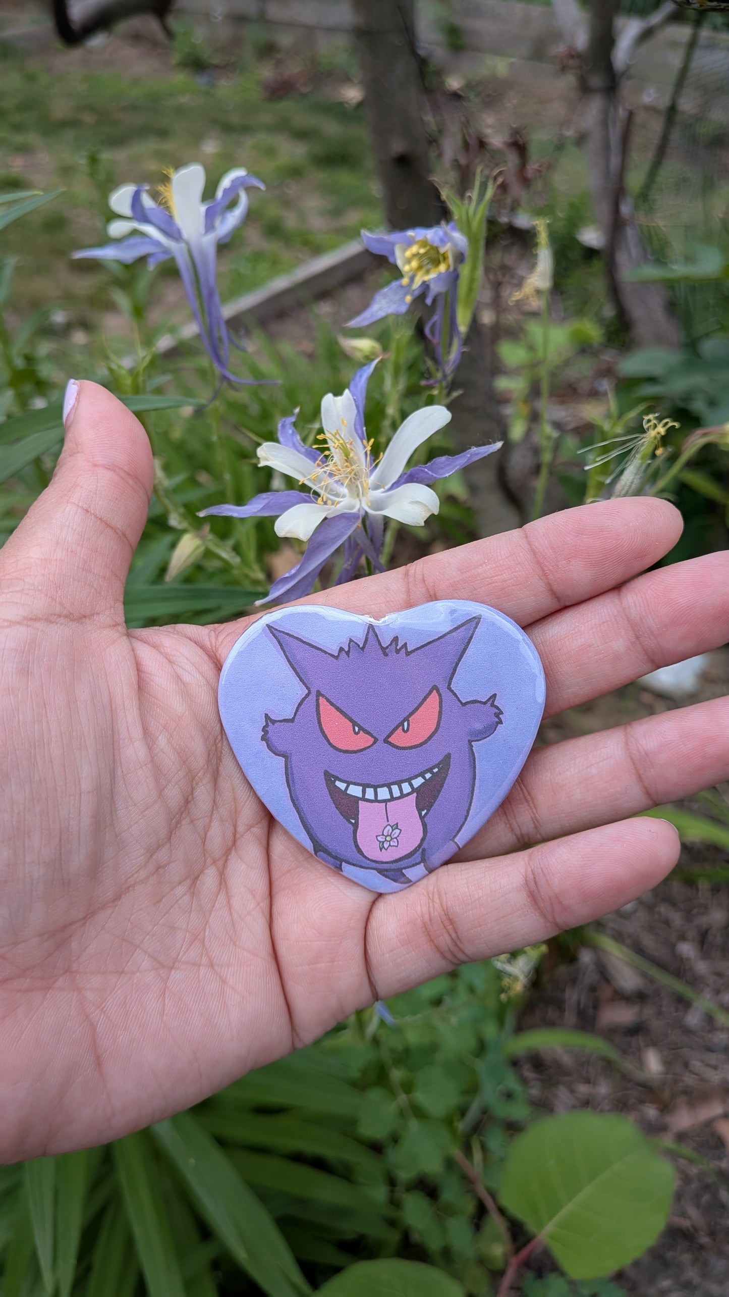 Bulbasaur & Gengar Heart Shaped Button